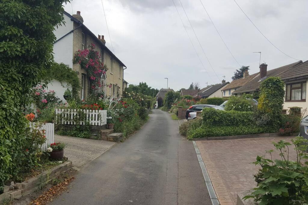 Entire Thatched Cottage メルボルン エクステリア 写真