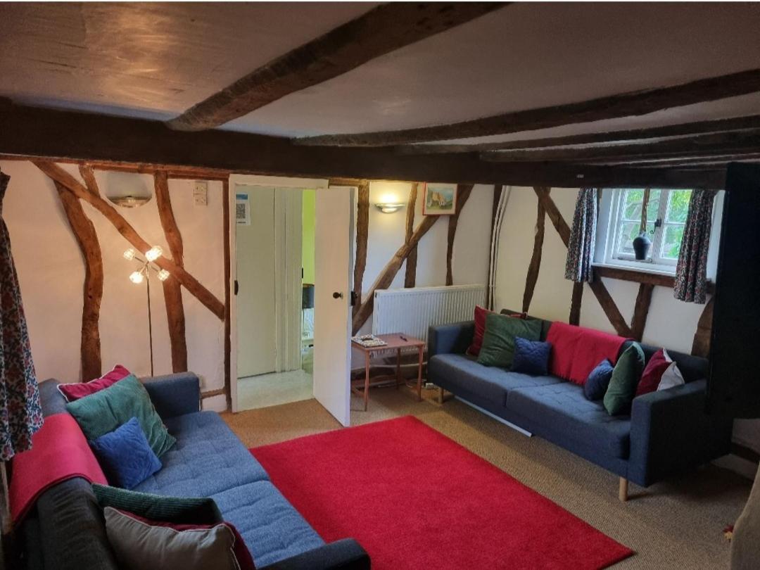 Entire Thatched Cottage メルボルン 部屋 写真